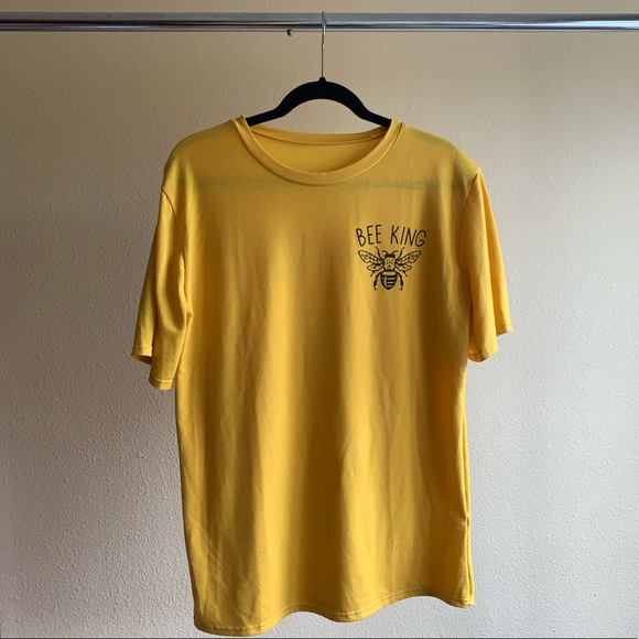 Tops - Oversized Mustard Bee King Graphic T-shirt